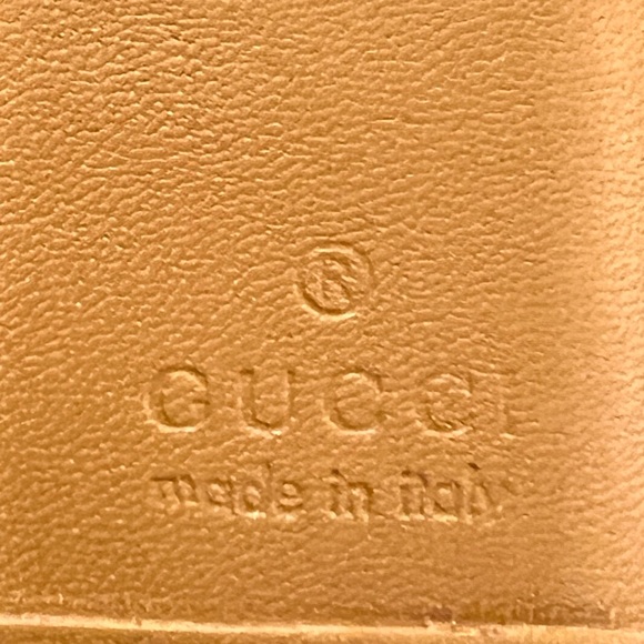 Gucci Jackie Pink and Tan Suede Wallet - Picture 4 of 13